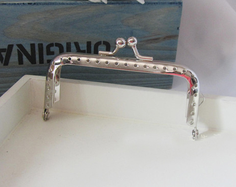 Faire un sac avec fermoir 8.5cm