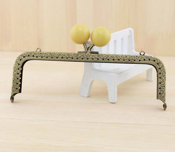 Fermoir porte monnaie grossiste 18cm