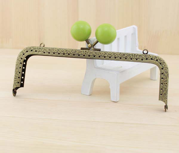 Fermoir porte monnaie pas cher 18cm