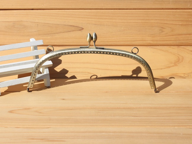 Porte monnaie femme fermoir metal 20cm