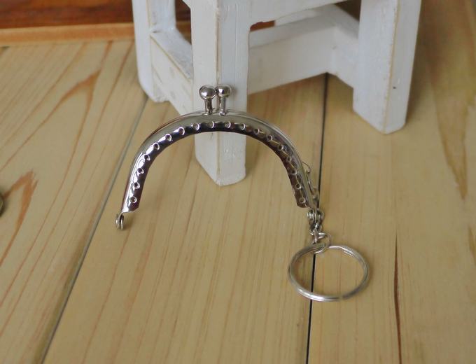 Porte monnaie fermoir metallique 6.5cm